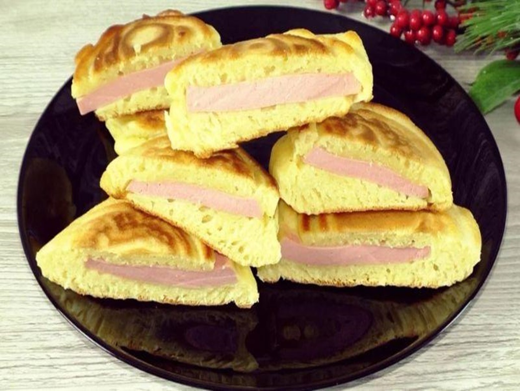 O gustare simplă, deliciosă, rapidă, în doar 10 minute. Un înlocuitor excelent pentru sandvișurile obișnuite