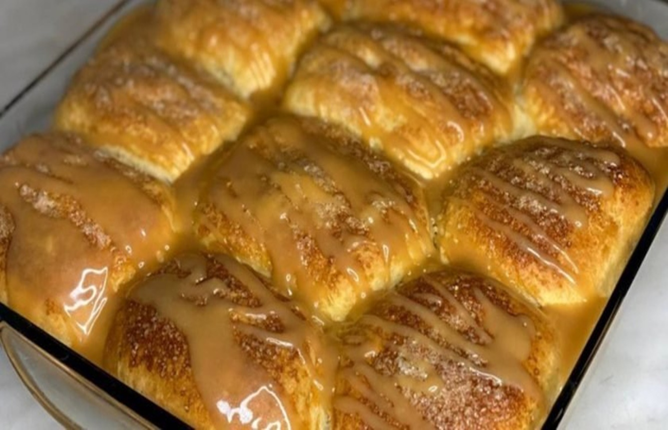 Placinte foarte fragede și aromate, cu mere si caramel. Reteta care este de neînlocuit in familia noastra