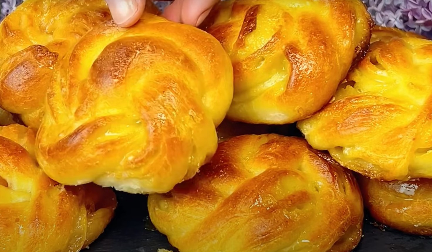 Chifle rapide cu brânză de vaci. Rețetă simplă și delicioasă