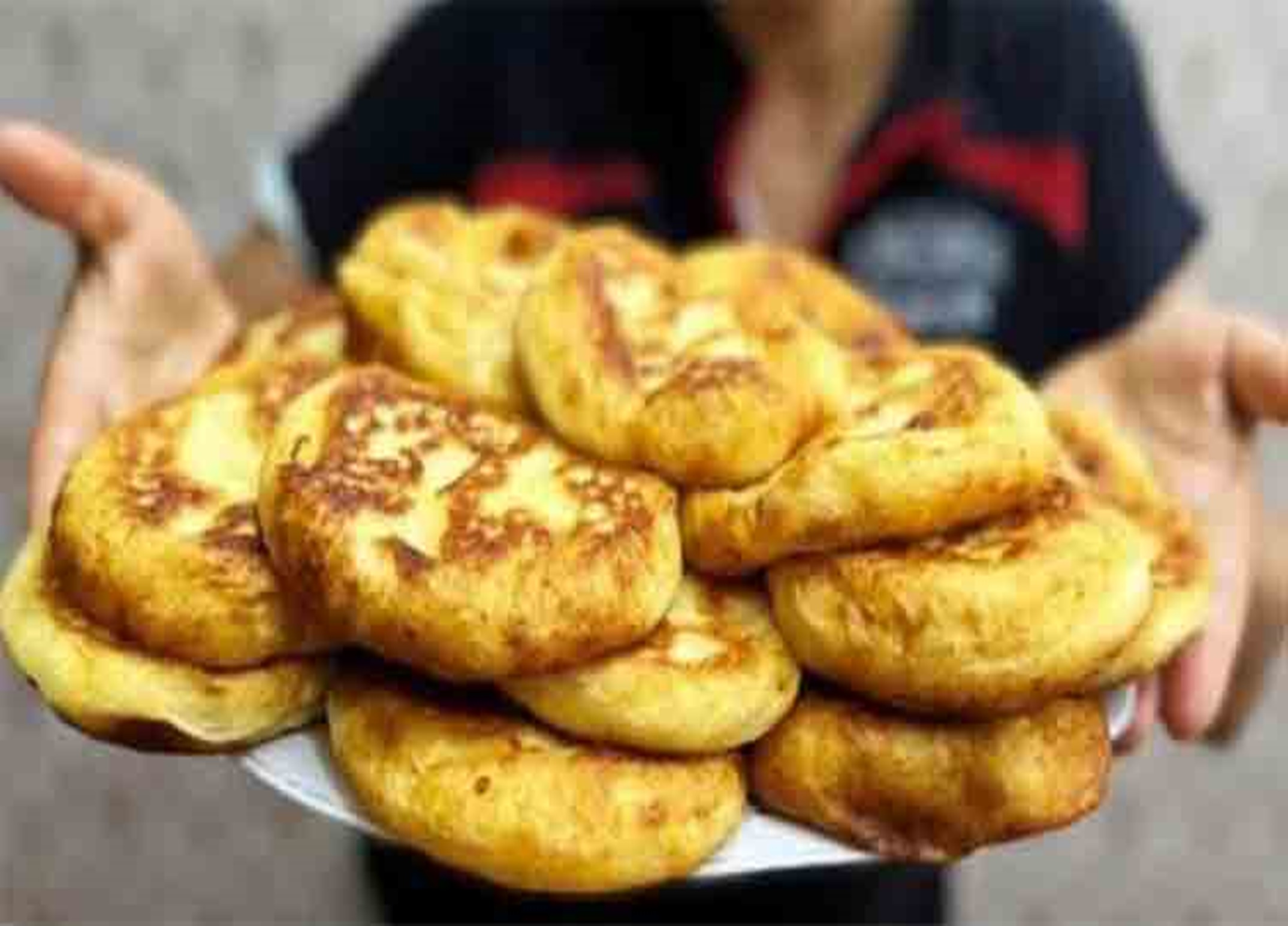 Gogoși de casă pufoase și delicioase, pe baza de cartofi